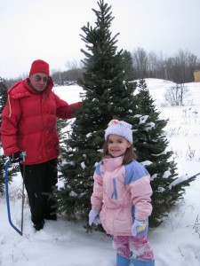 Analise and Papa Dale with the "chosen tree"